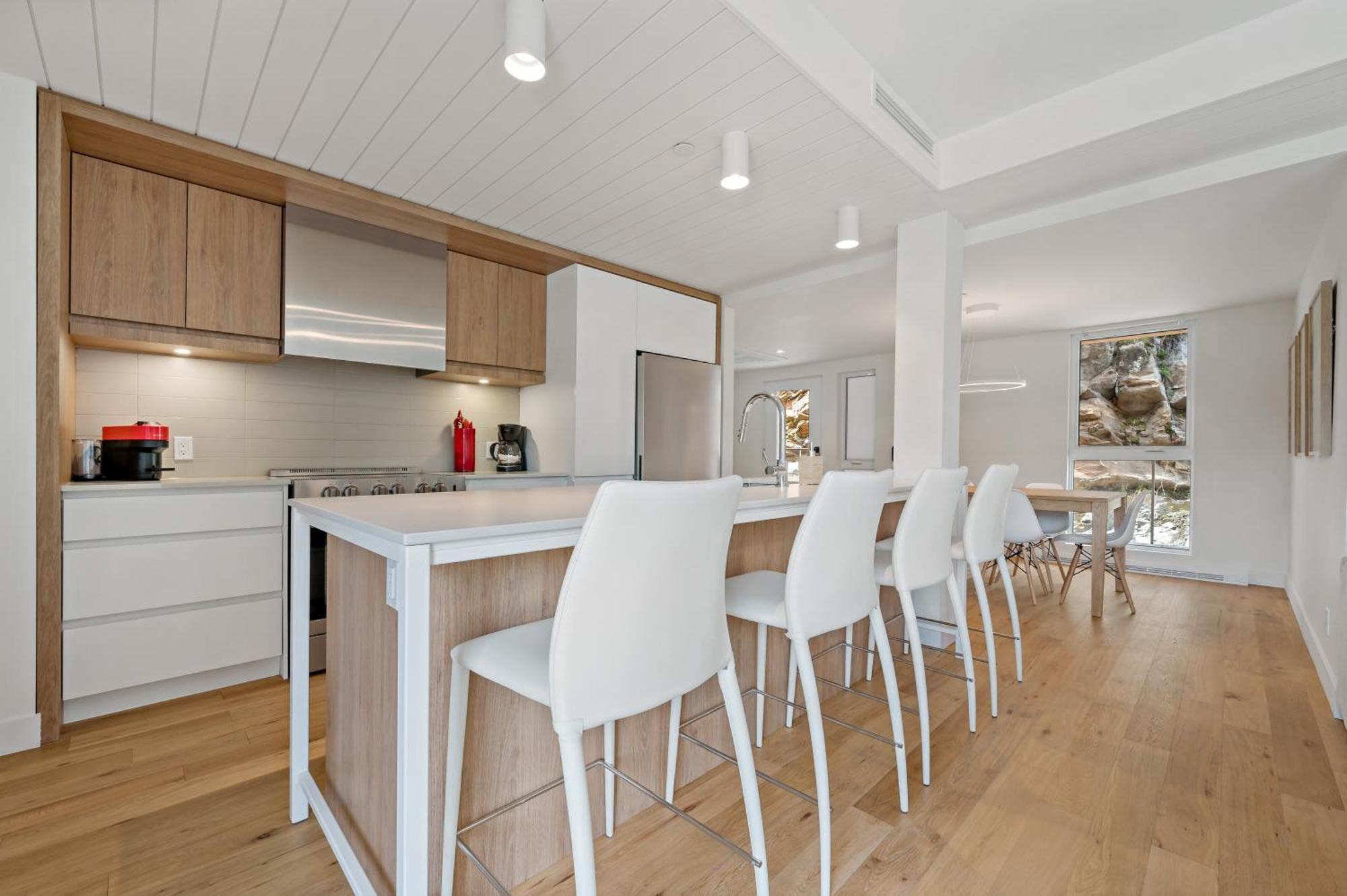 Lago By Tremblant Platinum Mont-Tremblant Rum bild